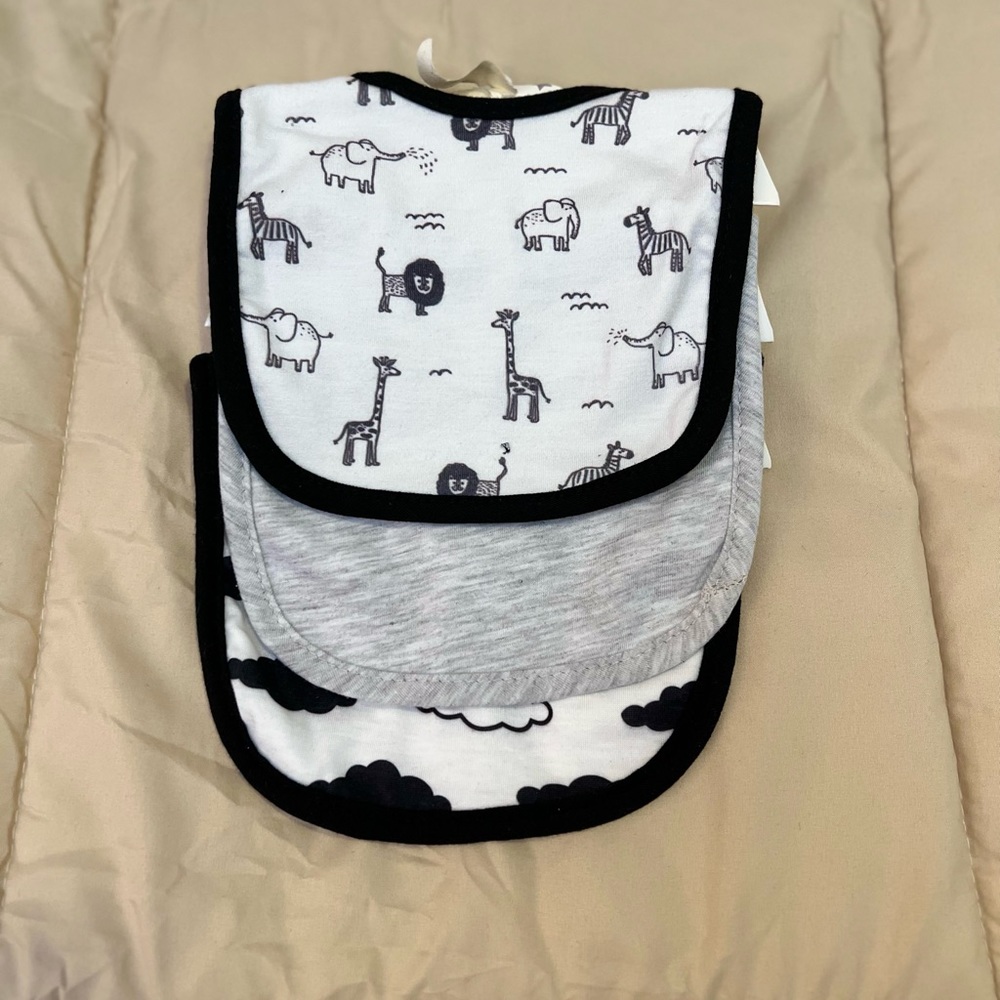 3 bibs